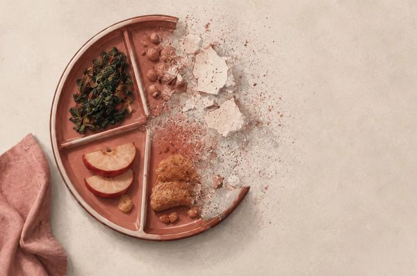 image of a plate of food half of it is distorted and fading