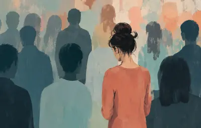 Person standing still and isolated in a crowd