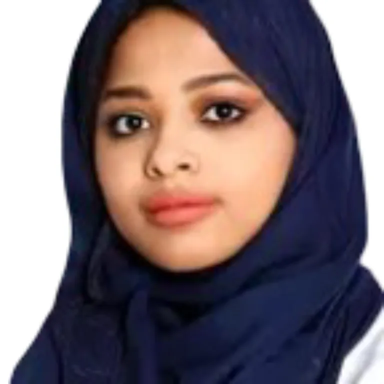 Azza Alharbi